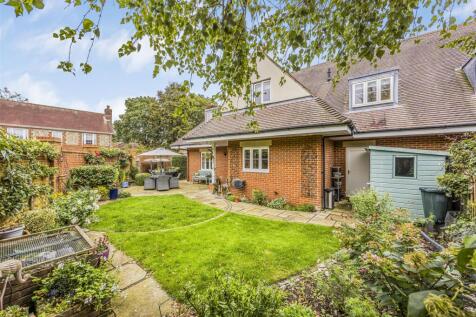 2 Clarendon Close, Denmead-PorticoMarketing-O&#39;Hara