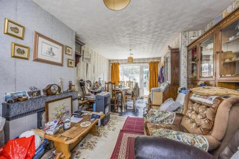 138 Greenfield Crescent PO8 9EN-PorticoMarketing-O