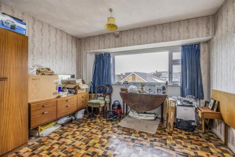 138 Greenfield Crescent PO8 9EN-PorticoMarketing-O