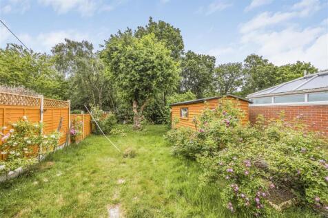 138 Greenfield Crescent PO8 9EN-PorticoMarketing-O