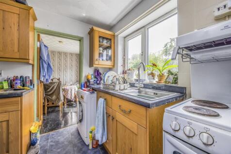 138 Greenfield Crescent PO8 9EN-PorticoMarketing-O