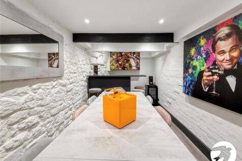 Entertaining Room