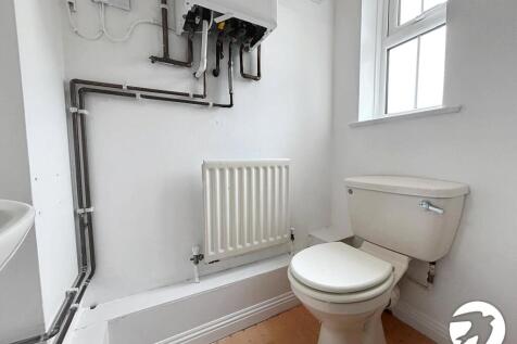 Toilet 2