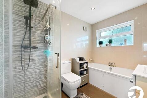Upstairs Bathroom