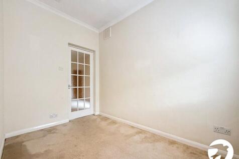 Ajoinging Room