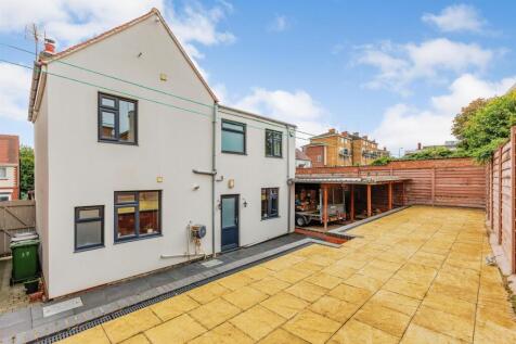 6R1A4853-HDR.jpg