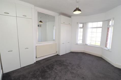 Bedroom one.JPG