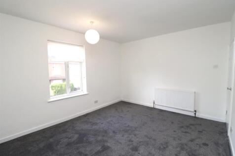 Bedroom one.JPG