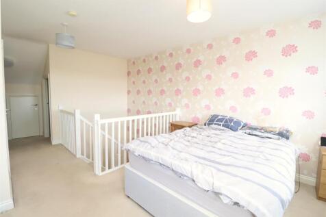 Bedroom one.JPG