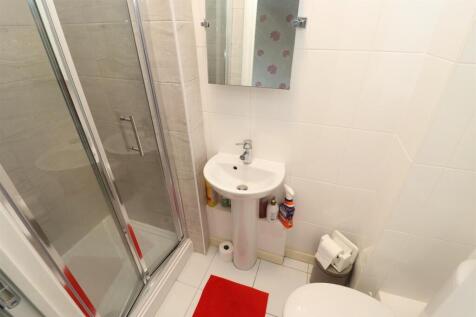 En-suite.JPG