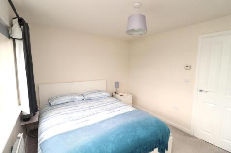 Bedroom one.JPG