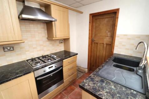 Kitchen1.JPG
