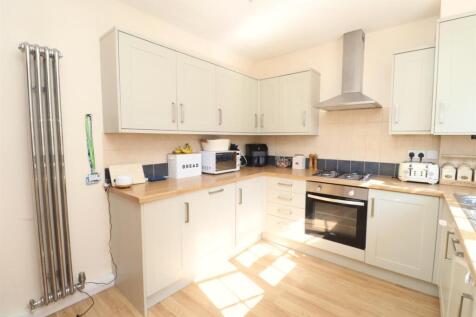 Kitchen1.JPG