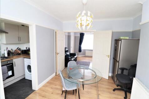 Dining room .jpg
