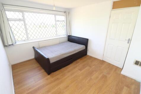 Bedroom one.JPG