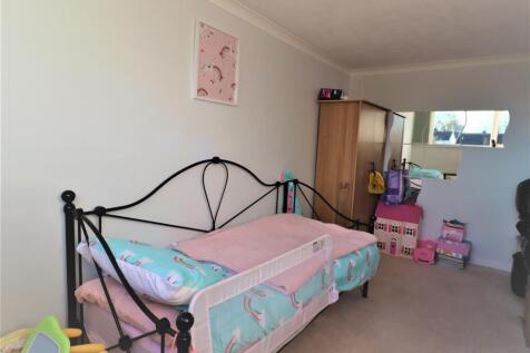 Bedroom two.jpg