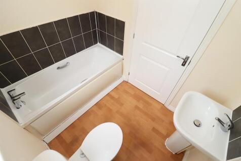 Bathroom.JPG