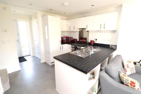 Kitchen1.JPG