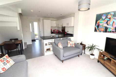 Lounge1.JPG