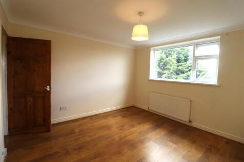 Bedroom 1.JPG