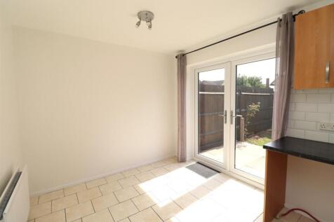 Dining area.JPG