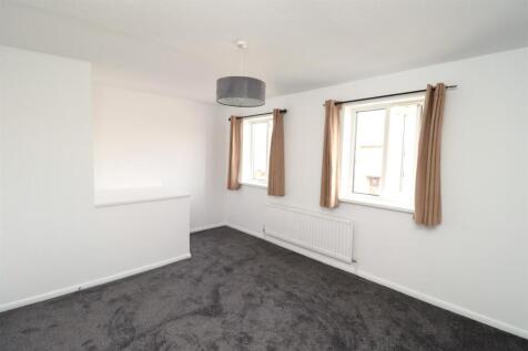 Bedroom one.JPG