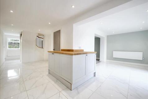 Kitchen island