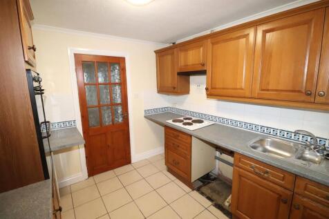 Kitchen 2.JPG