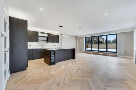 Kitchen/Living/Dining
