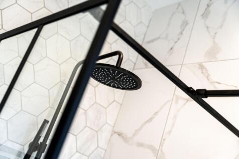 En Suite Detail