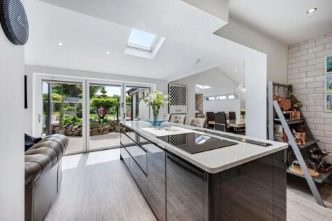 Kitchen/Dining/Living