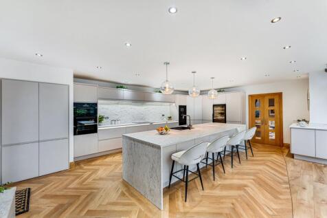 Kitchen/Family Room