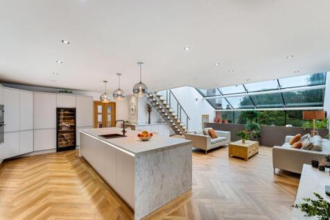 Kitchen/Family Room
