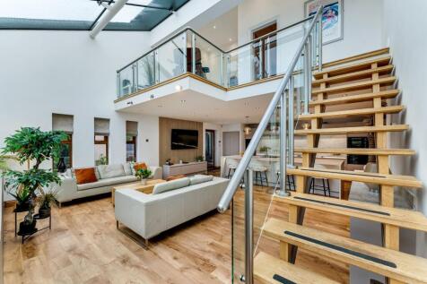 Kitchen/Family Room