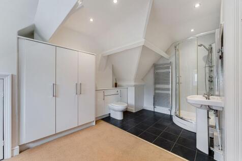 Closet/Shower Room