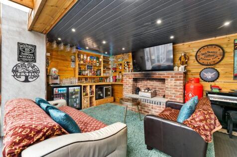 Entertainment Room