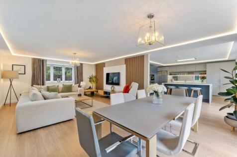 Living/Dining Room