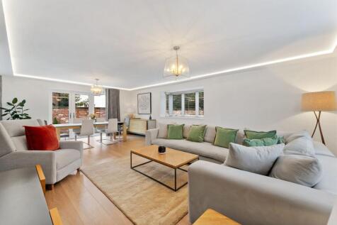 Living /Dining Room