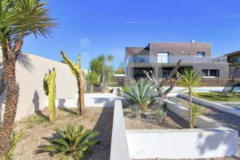 Property Image 28