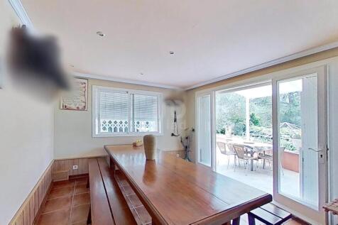 Property Image 129
