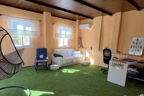 Property Image 29