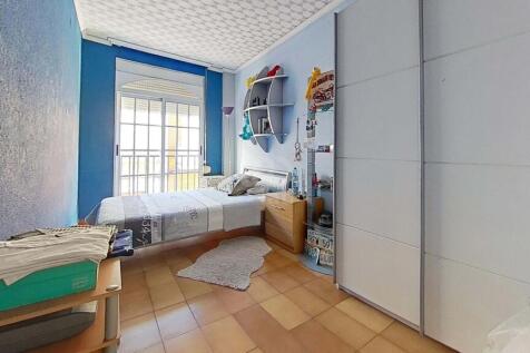 Property Image 100