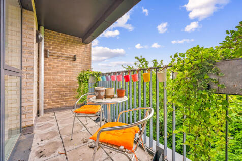 44 Valley House (14)