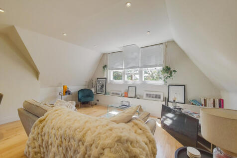 Kitchen/Reception