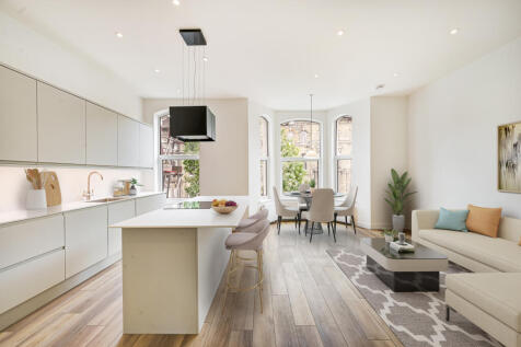 Kitchen / Reception