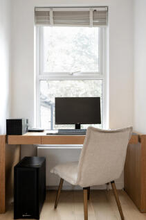 Bedroom / Office
