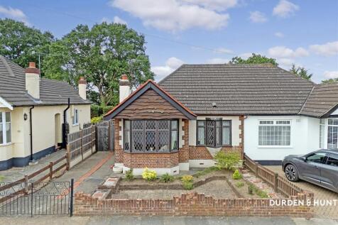 Woodhall Crescent