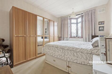 Woodhall Crescent
