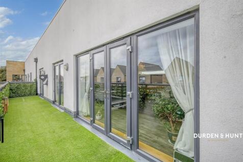 Charlock Close