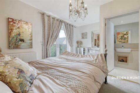 Charlock Close